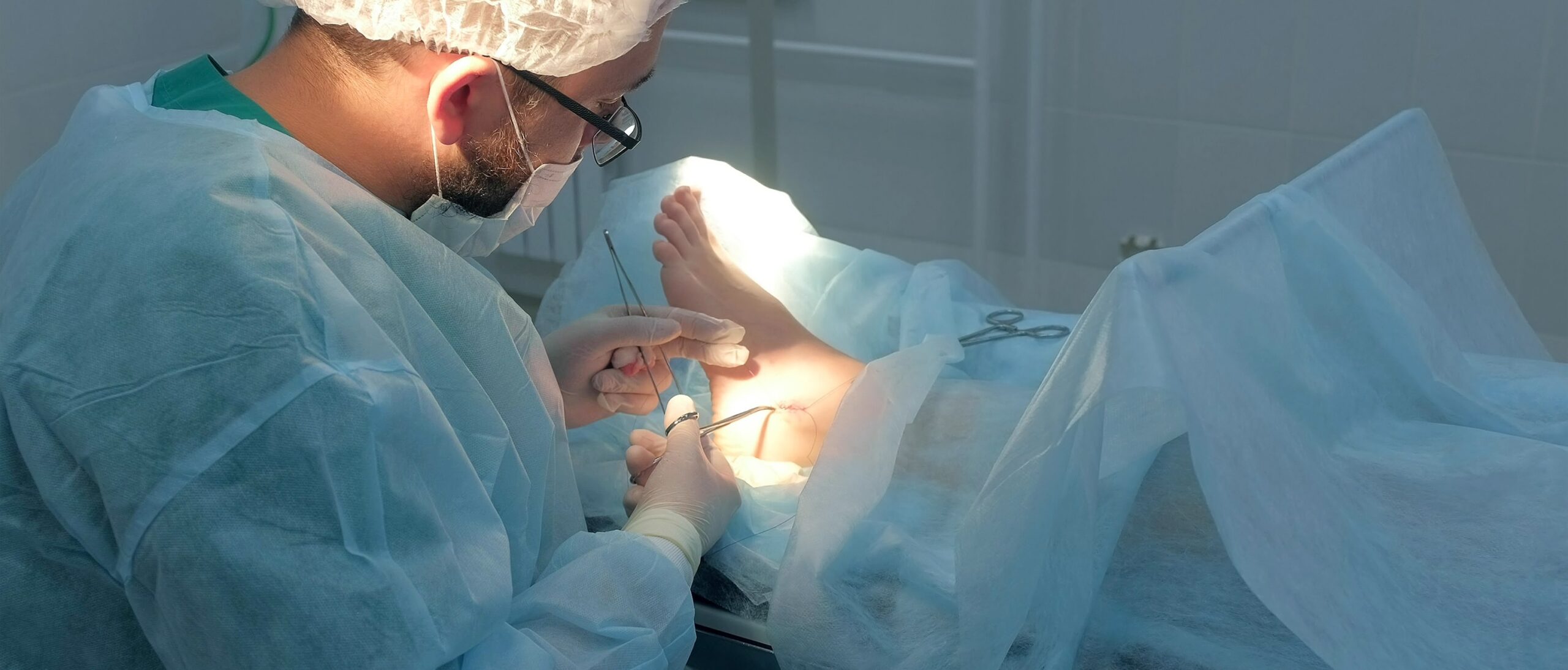 chirurgien spécialiste du pied